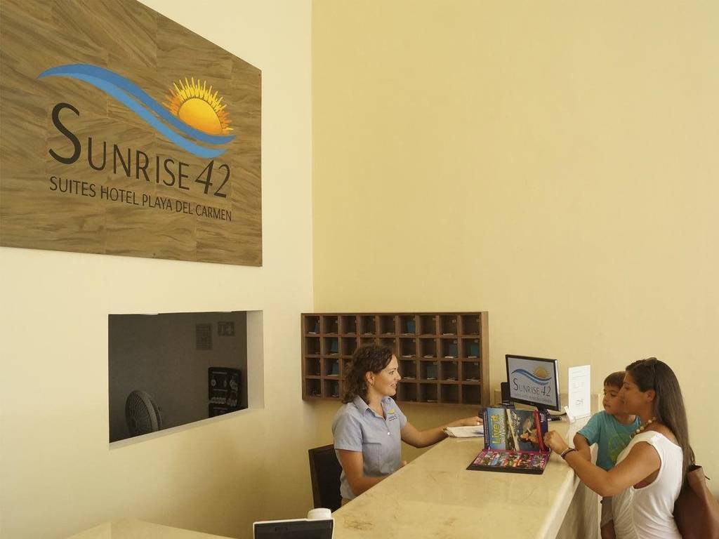 Sunrise 42 Suites Hotel Playa del Carmen Zewnętrze zdjęcie
